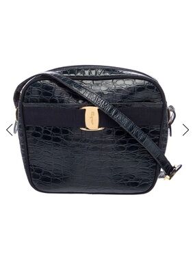 Vintage Ferragamo Vara crossbody
